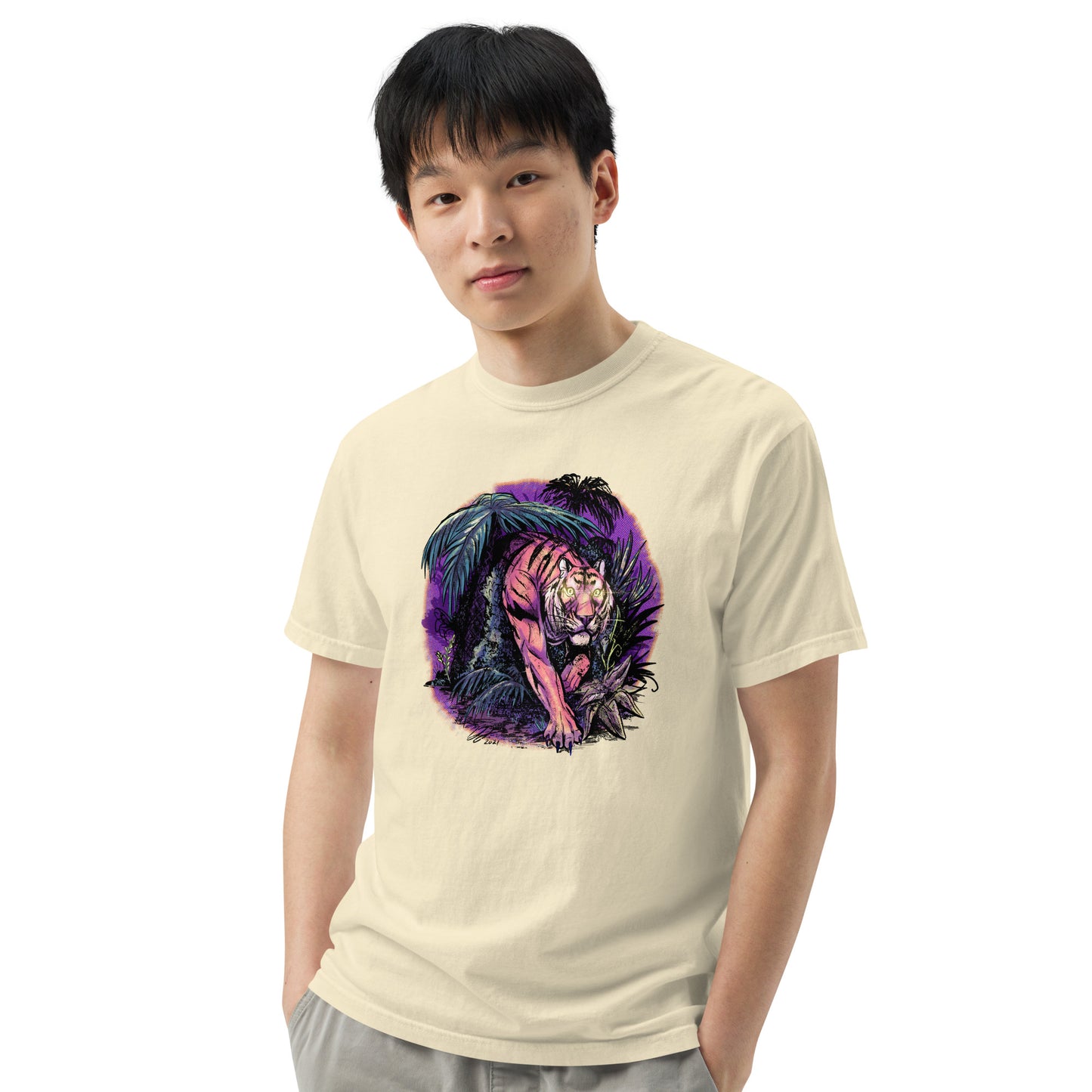 Jungle Prowler  heavyweight t-shirt